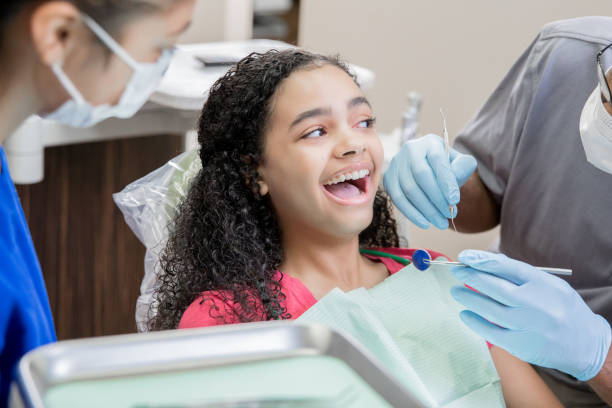 Best Emergency Denture Repair in Mapleton, ND